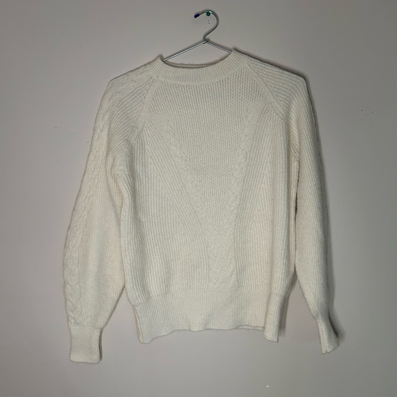 White knit sweater - Picture 3 of 4